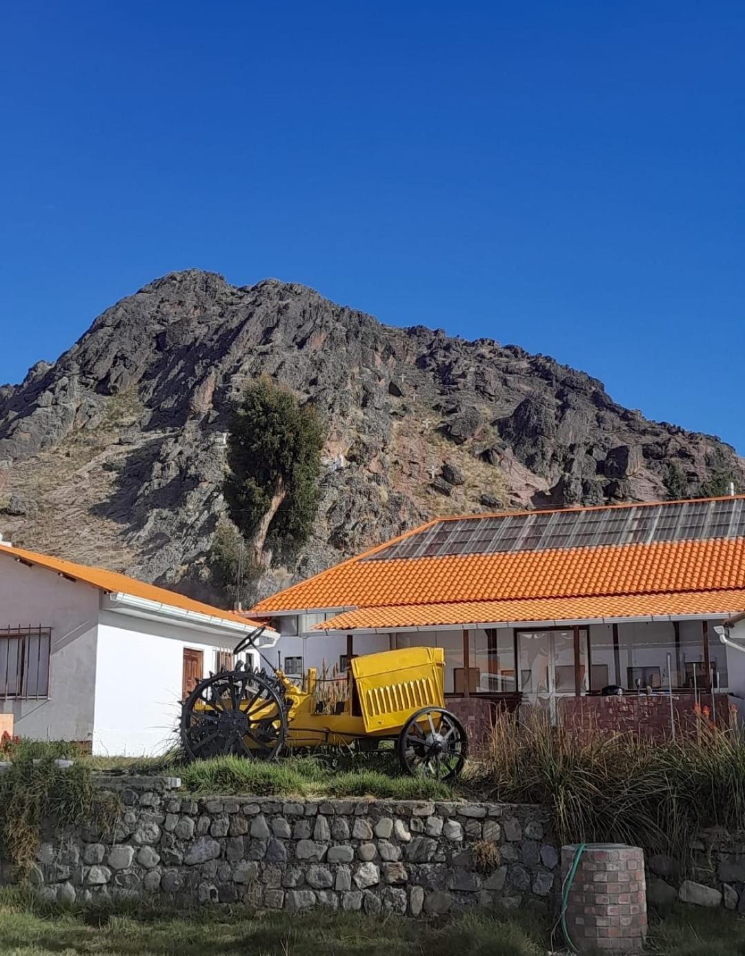 Hotel Qalapanqara Penas Exterior photo